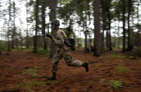 A US Marine Corps (USMC) Basic Training recruit from Platoon 2086 ...