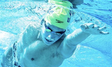 5 Swim Workouts for Beginners