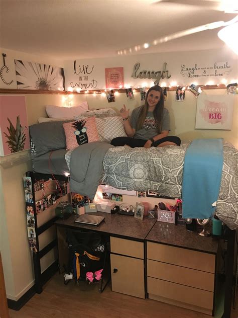 awesome 41 Beautiful Dorm Room Organization Ideas #bedroomideas | Dorm room designs, Beautiful ...