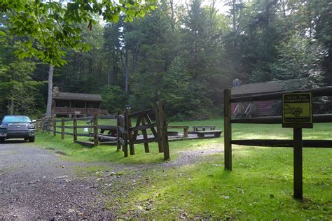 Middle Mountain Cabins - Elkins-Randolph County Tourism