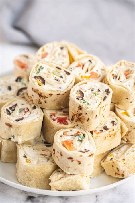 Super Easy Veggie Pinwheels with Cream Cheese | Recipe | Easy veggie ...