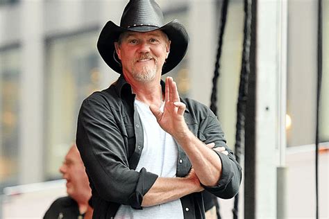 Trace Adkins Reveals 2019 Don't Stop Tour Dates + Details