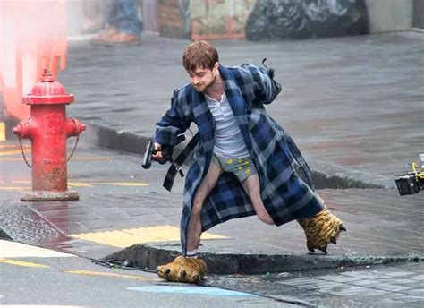 Daniel Radcliffe gets trigger happy on the set of new movie Guns Akimbo ...