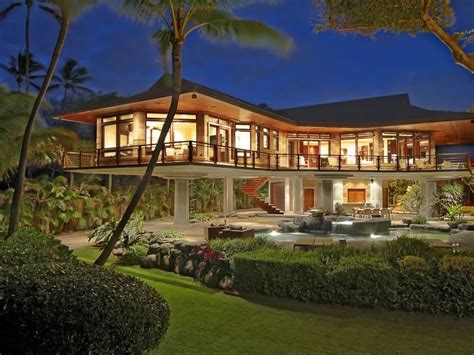 Magnificent North Shore Beachfront Home - Architecture & Design