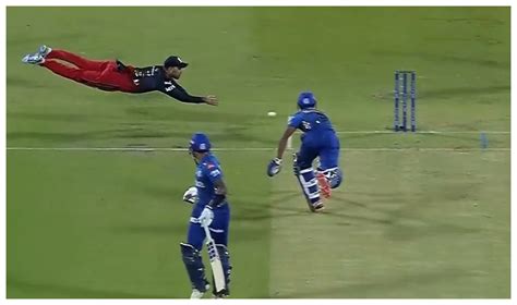 IPL 2022: WATCH – Glenn Maxwell runs out Tilak Verma with a remarkable ...