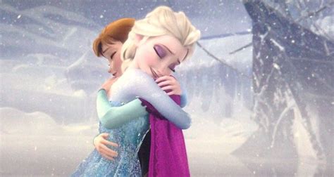 Anna and Elsa hugging, because sisters are forever | Disney princess ...