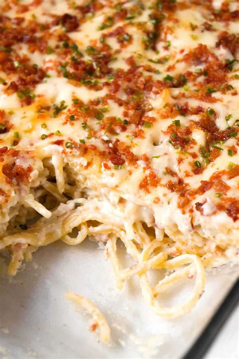 Drool-Worthy Recipe: Bacon Cream Cheese Baked Spaghetti - Homemaking.com