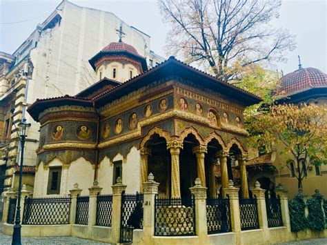 8 Historic Buildings in Bucharest - The Roaming Irishman