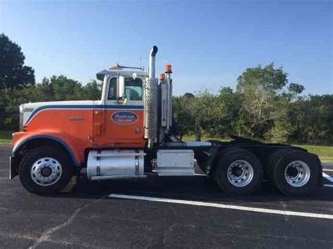 International 9300 (1998) : Daycab Semi Trucks