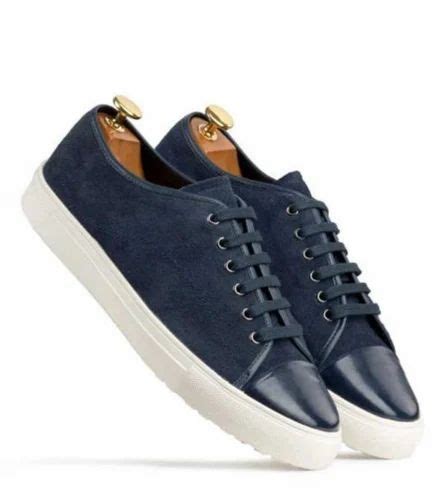 Casual Wear Men Black Sneakers, Size: 6-11 at Rs 1400/pair in Agra | ID ...