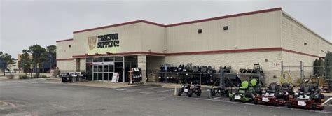 TRACTOR SUPPLY - Updated November 2024 - 3509 Robertson Rd, Tyler, Texas - Department Stores ...