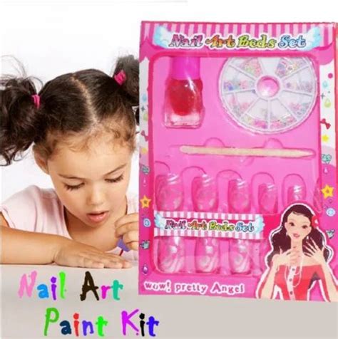 Multicolor Women Nail Art Studio Manicure Set, For Personal Care, Type ...