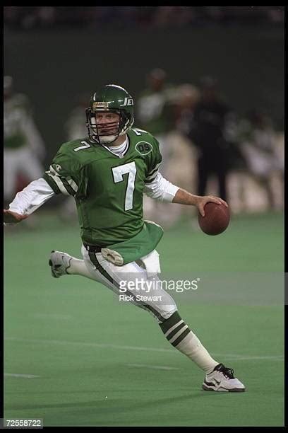 238 Boomer Esiason Jets Stock Photos, High-Res Pictures, and Images ...