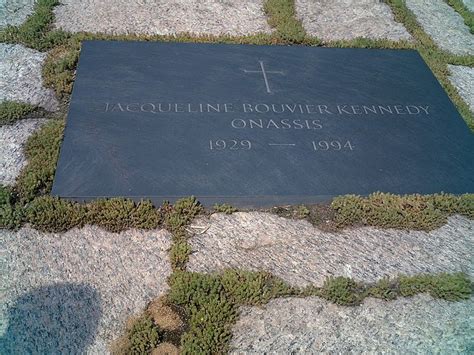 Grave of Jacqueline Bouvier Kennedy Onassis at Arlington National Cemetery (2006) Jacqueline ...