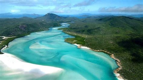 The Whitsunday Islands - Visitor information - Australia Guide