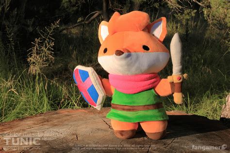 TUNIC - Huggable Fox Plush - Fangamer