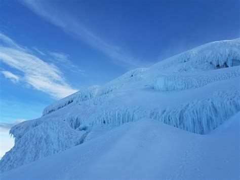 Mountaineering: Cayambe, Ecuador | TourOfCalifornia.org