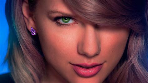 HD wallpaper: Singers, Taylor Swift, Green Eyes, Lipstick, Photoshop, Pink Hair | Wallpaper Flare