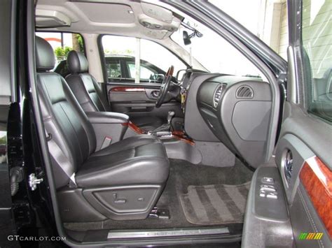 2008 GMC Envoy Denali interior Photo #50323632 | GTCarLot.com