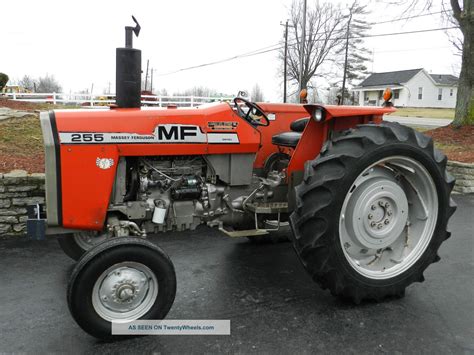 Massey Ferguson 255 Tractor - Diesel