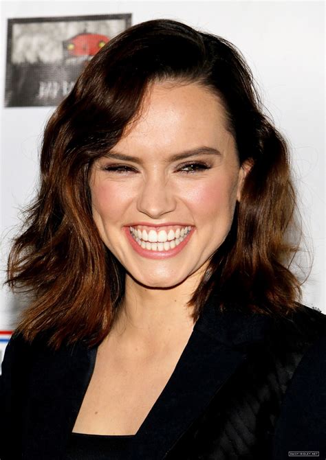 Full Smile - posted in the DaisyRidley community