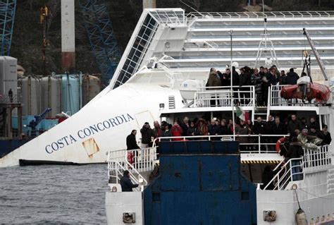 Costa Concordia survivors, families of victims still stunned by disaster - The Globe and Mail