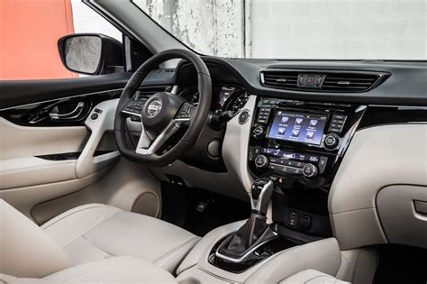 2018 Nissan Rogue Sport Interior Pictures