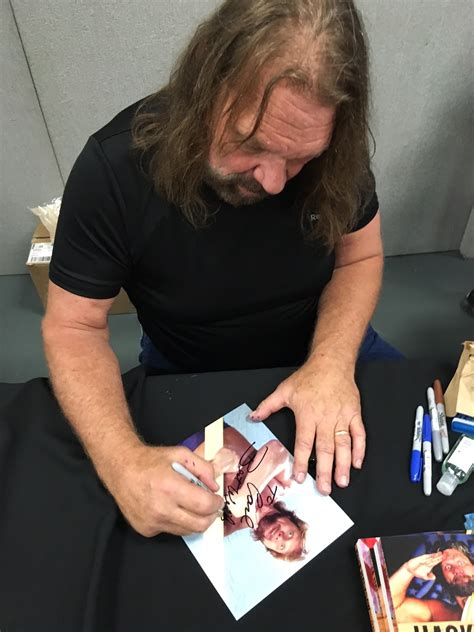 Celebrity Signings: Hacksaw Jim Duggan (WWF Hall of Fame Wrestler)