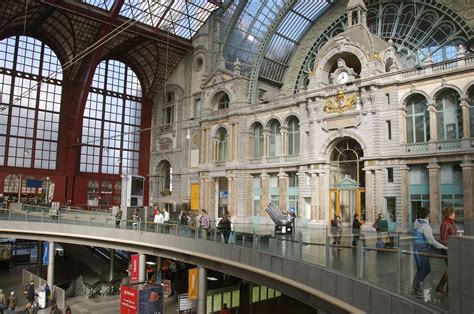 Antwerpen-Centraal Station - interior/stairwell - modlar.com | Train station architecture ...