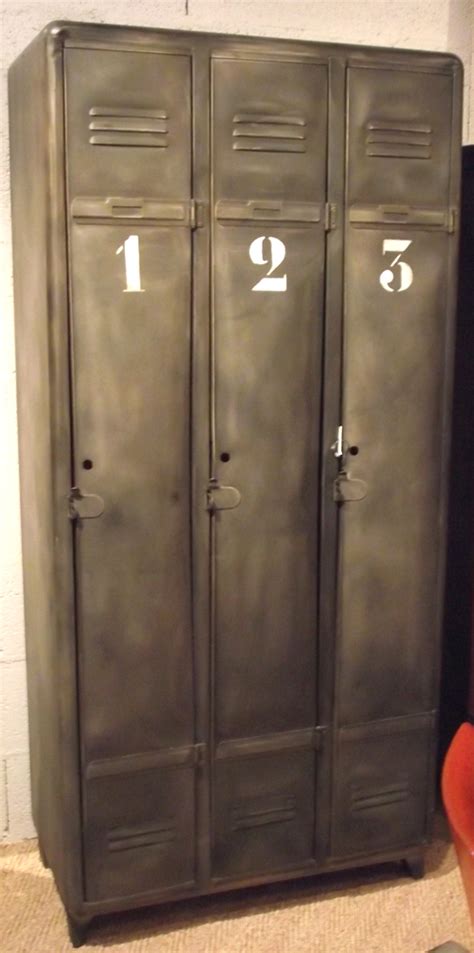 VLB37 Vintage polished steel lockers