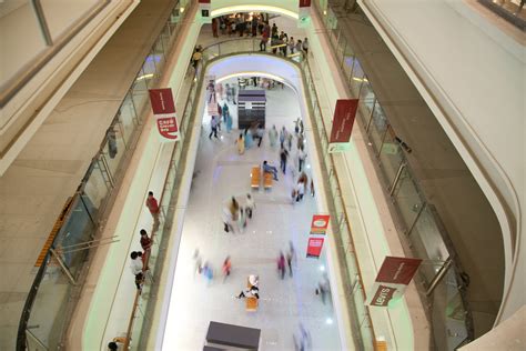 7 shopping malls in Agra | shopping in Agra