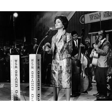 Coal Miner's Daughter Beverly D'Angelo as Patsy Cline Grand Ole Opry 24X36 Poster - Walmart.com