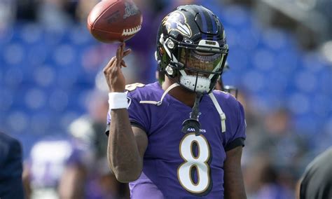 Lamar Jackson Among Us : Baltimore ravens quarterback lamar jackson and ...