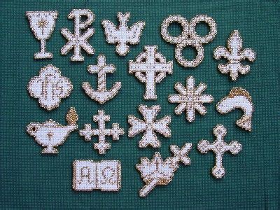 Detailed Image View | Chrismon patterns, Chrismon ornaments, Christian ornaments