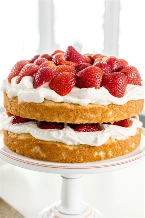 Strawberry Shortcake Cake - Wyse Guide