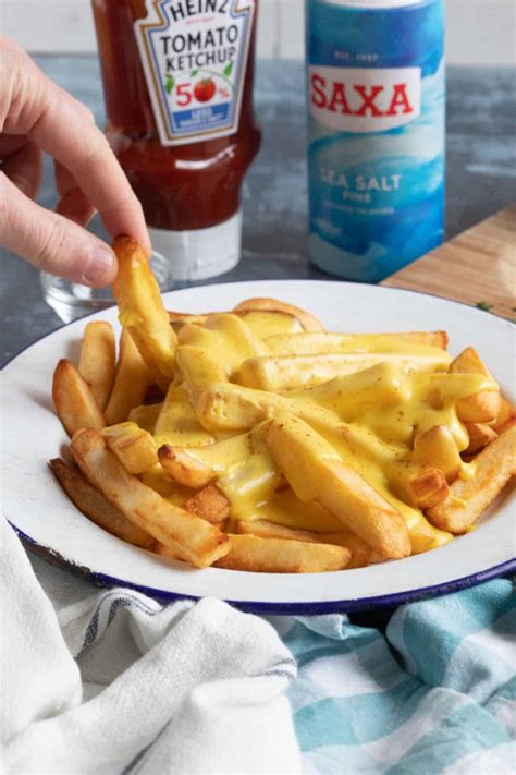 Easy Cheesy Chips Recipe - Effortless Foodie