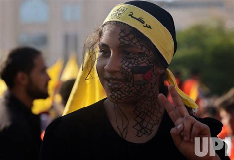 Photo: Fatah Supporters Mark the 18th Anniversary of The Death of Their ...