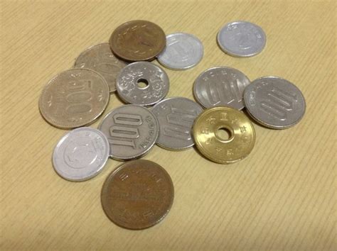 Why the 50-yen coin has a hole and other fun facts about Japanese coins ...