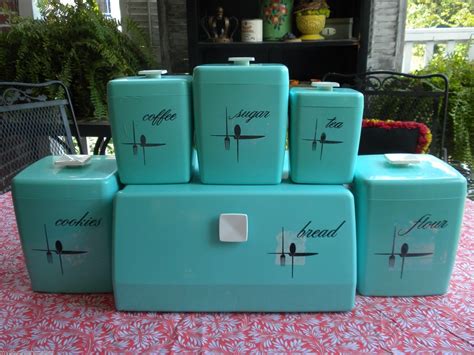 Vintage Turquoise Blue 'Lustro-Ware Canister Set & Bread Box' | Vintage kitchen, Vintage ...