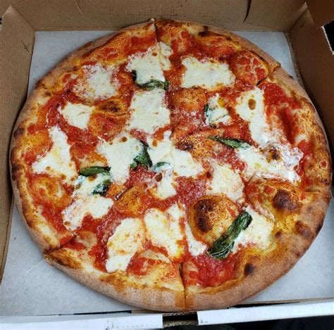 Popular Long Island Pizzeria Serves Up 'Authentic Neapolitan' Pies | Suffolk Daily Voice