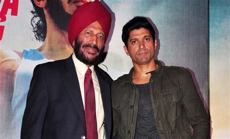 Farhan Akhtar looked like my duplicate in Bhaag Milkha Bhaag: Milkha Singh | Bollywood News ...