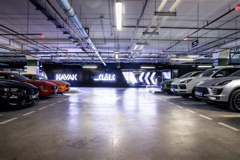 Kavak opens largest customer hub in Dubai | AutoDrift.ae