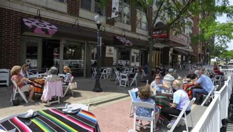 New 'Alfresco' tax at downtown Arlington Heights restaurants to begin ...