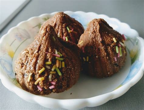 Biscuit Chocolate Modak - Zayka Ka Tadka