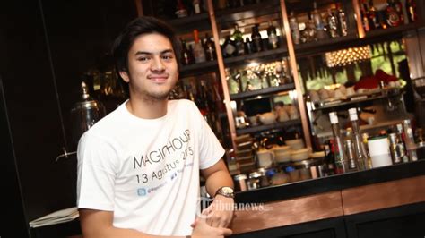 Rizky Nazar Nyanyi Sekadar Dukung Peran di Film - TribunNews.com