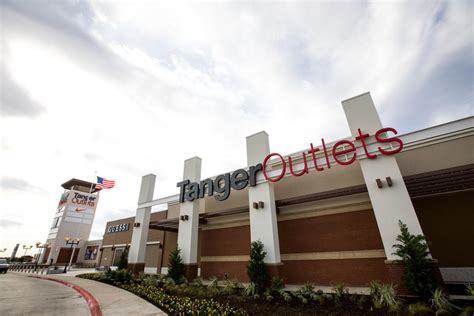 Tanger Outlets