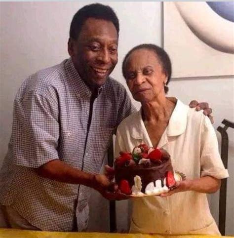 sjcnj 💙 on Twitter: "RT @JacquiMckenzie6: Pele's mum, Celeste Arantes, is alive and was 100 last ...