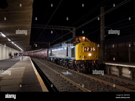 Class 40 diesel locomotive on hi-res stock photography and images - Alamy