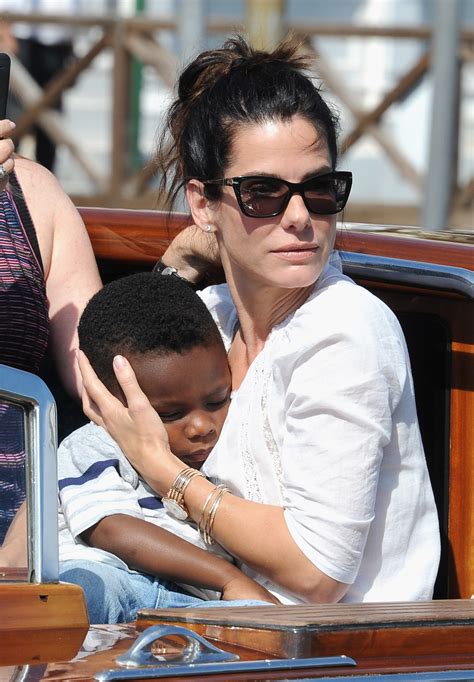 'Natural' Sandra Bullock steps out in low-cut outfit a year after choosing kids and beloved man ...