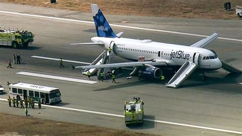 JetBlue passengers endure scary emergency landing | CNN